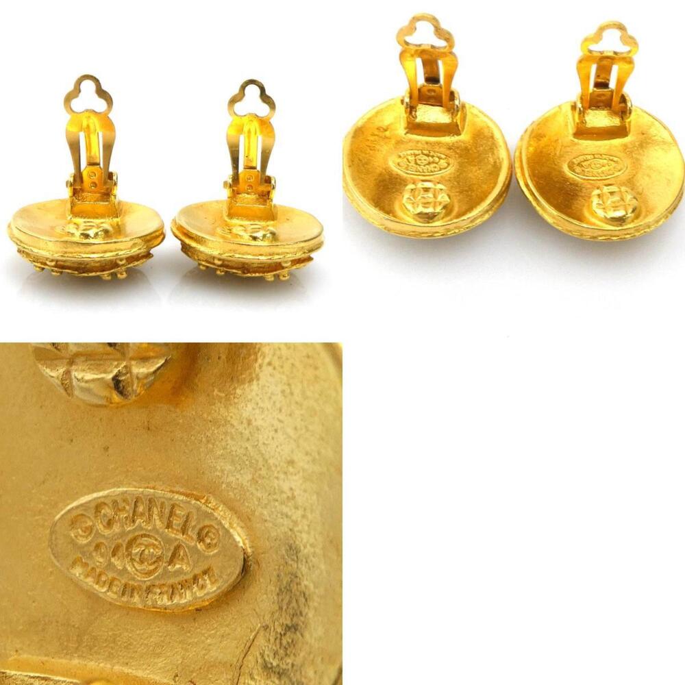 CHANEL Gold Logo Earrings - Picture 5 of 5